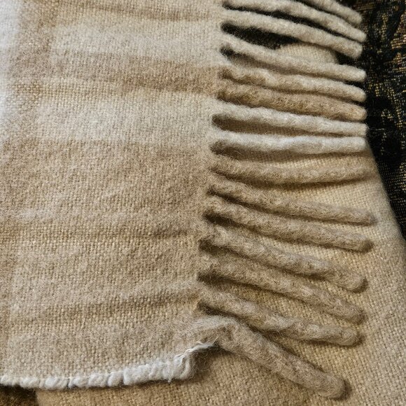 Vintage, traditional, woven wool, fringed blanket, picnic blanket, throw, browns - Picture 7 of 8